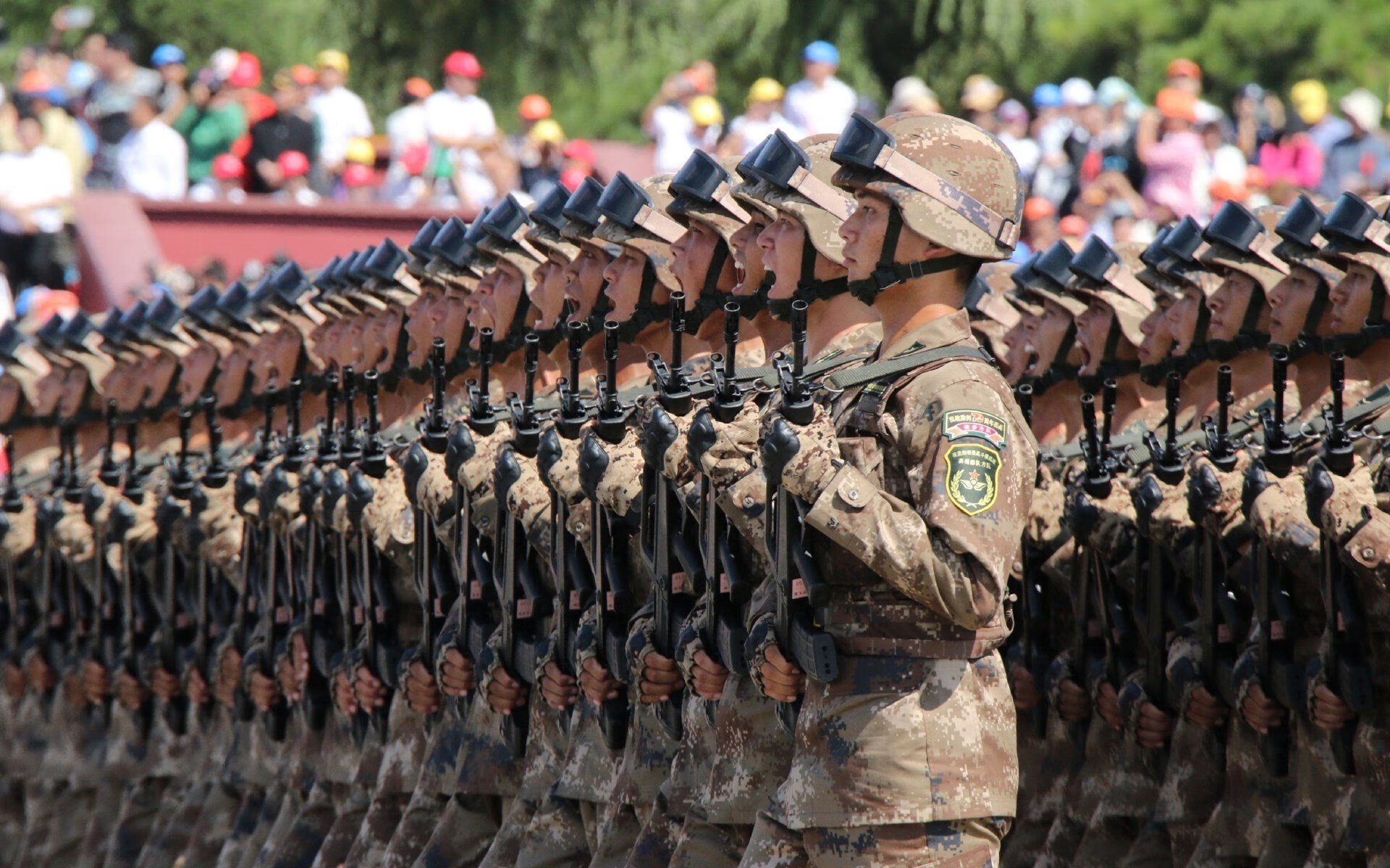 “德甲争冠大战打响,最后的关键战役即将到来”,德甲榜首大战