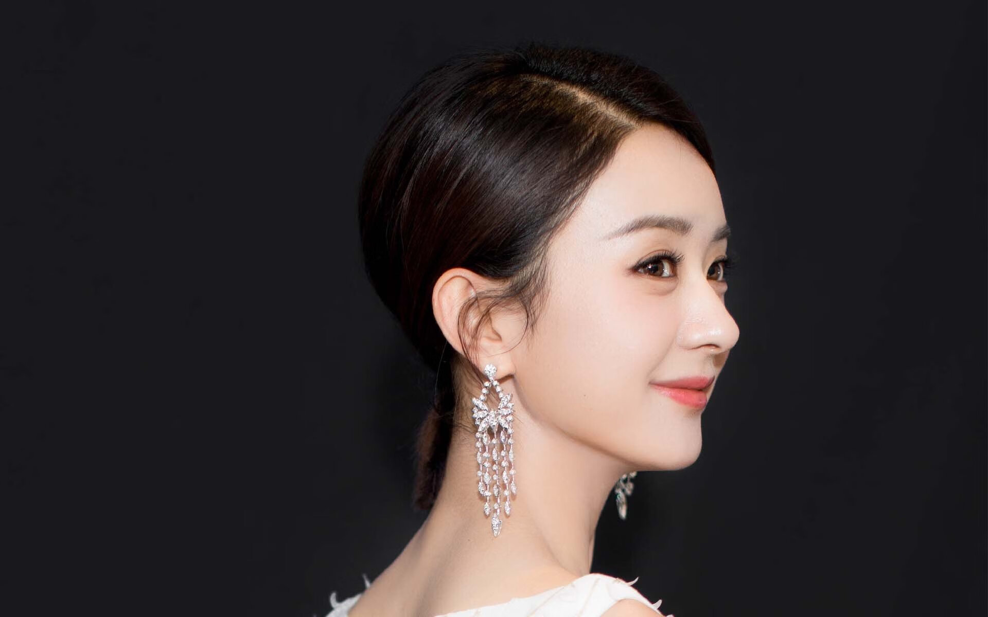 法甲争冠白热化:巴黎相距第一名仅差2分,排名持续变动,法甲巴黎名单