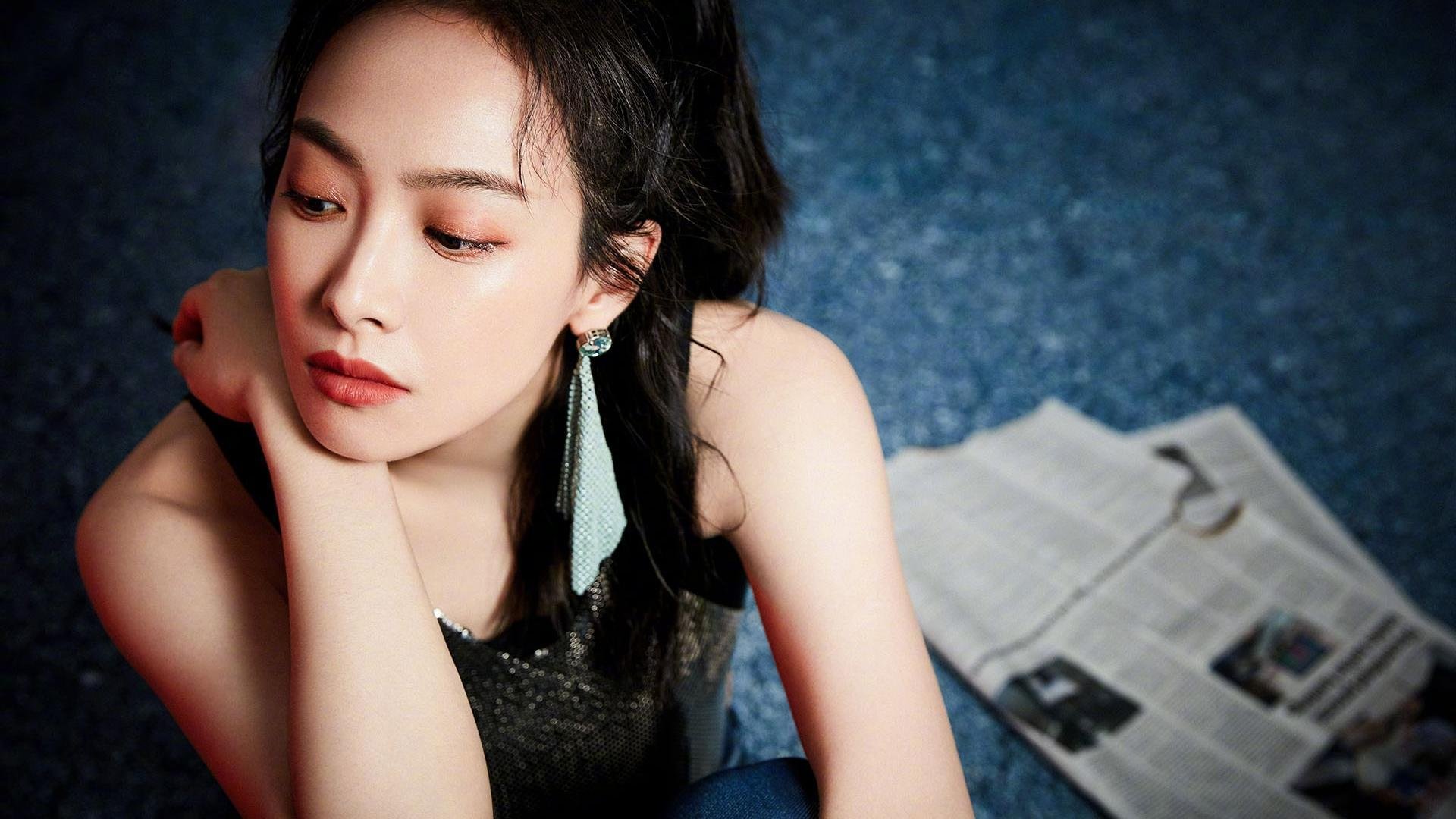 国际足球裁判引入智能视频辅助系统,裁判判罚更公平,足球裁判视频回放叫什么