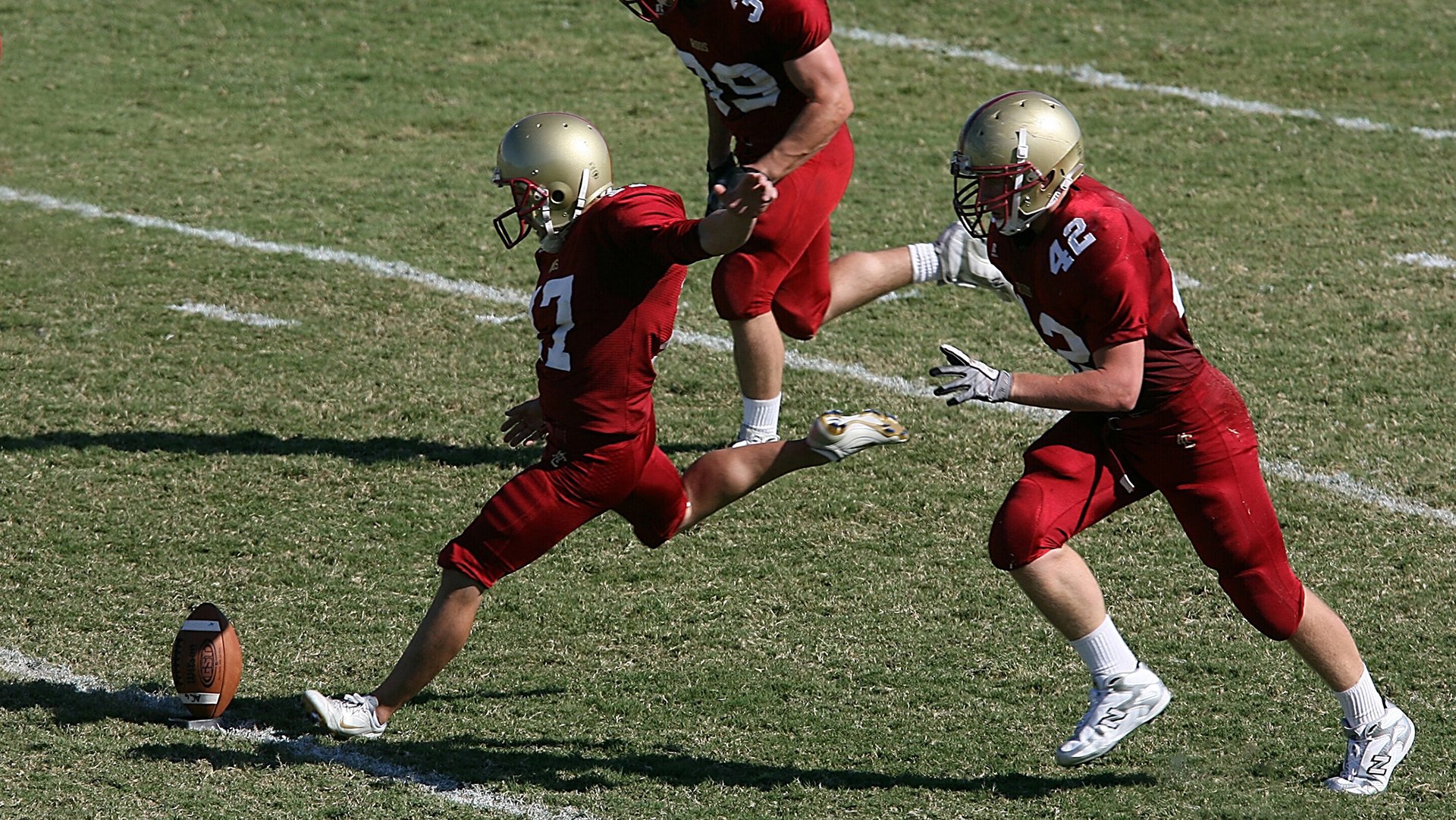 爱游戏在线登录-青年足球联赛，青春飞扬的足球梦想，足球青年队是什么意思